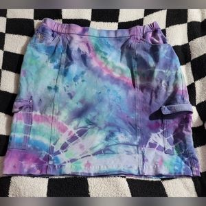 Hand tie-dyed cargo skort size large.